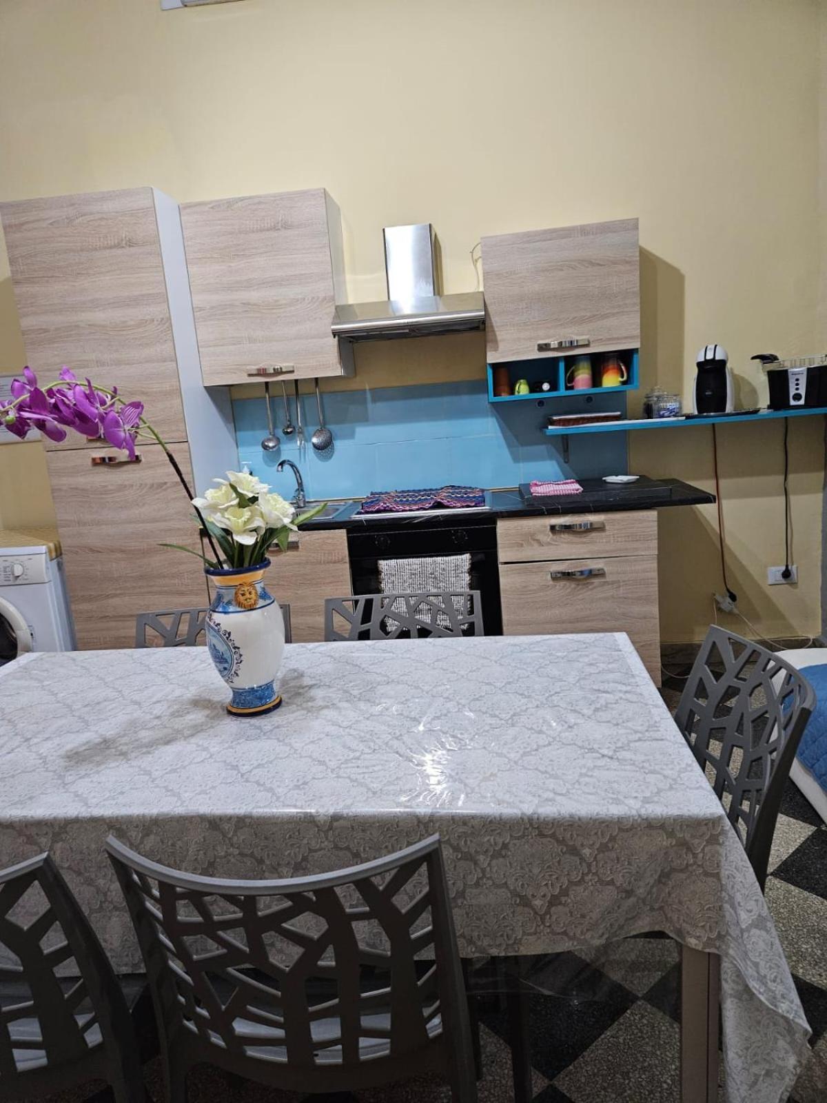 パレルモCasa Porta Nuovaアパートメント エクステリア 写真